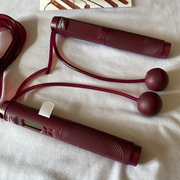 Reebok Digital Jump Rope - Picture 5 of 7